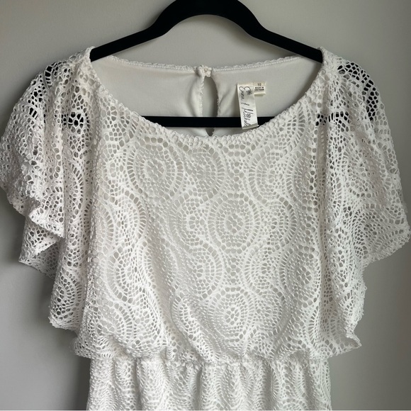 Emma & Michele White Dolman Sleeve Mini Sundress - Picture 4 of 6